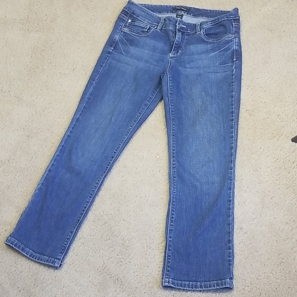 White House Black Market Denim - WHITE HOUSE BLK MARKET: SIZE 6, BLUE JEANS